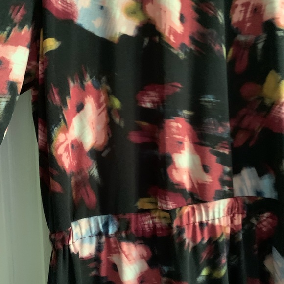 🇨🇦 Beautiful high low dress - Canada made - Picture 3 of 8